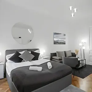  Appartamento Apartment, Central, 2 Min To U1 Keplerplatz