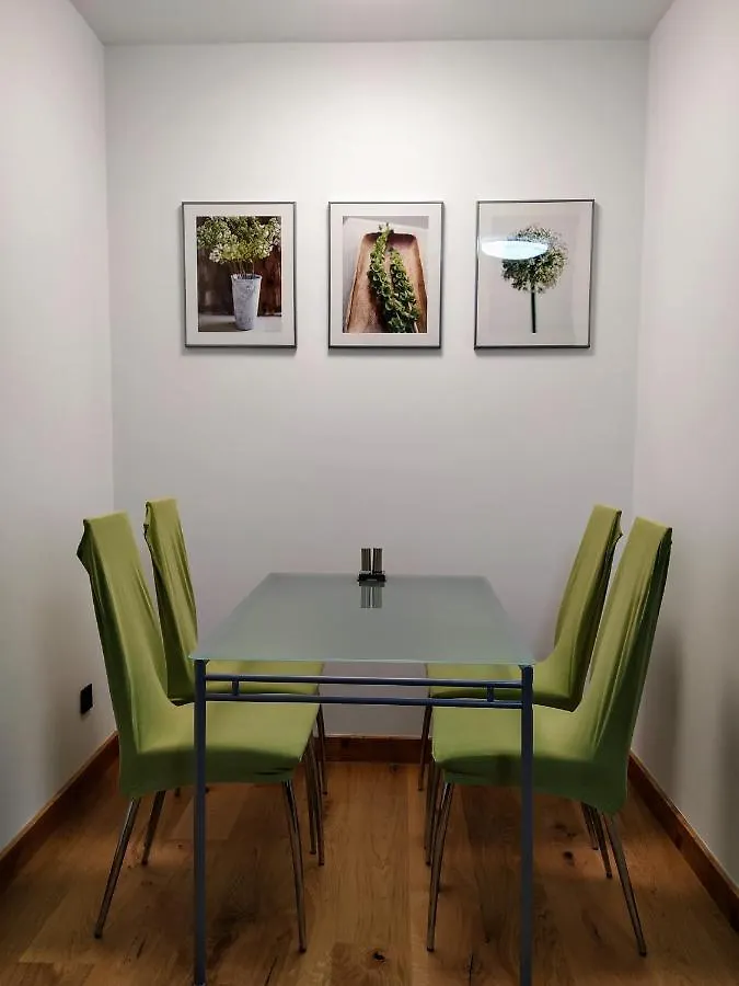 Cozy Nest Vienna Apartment